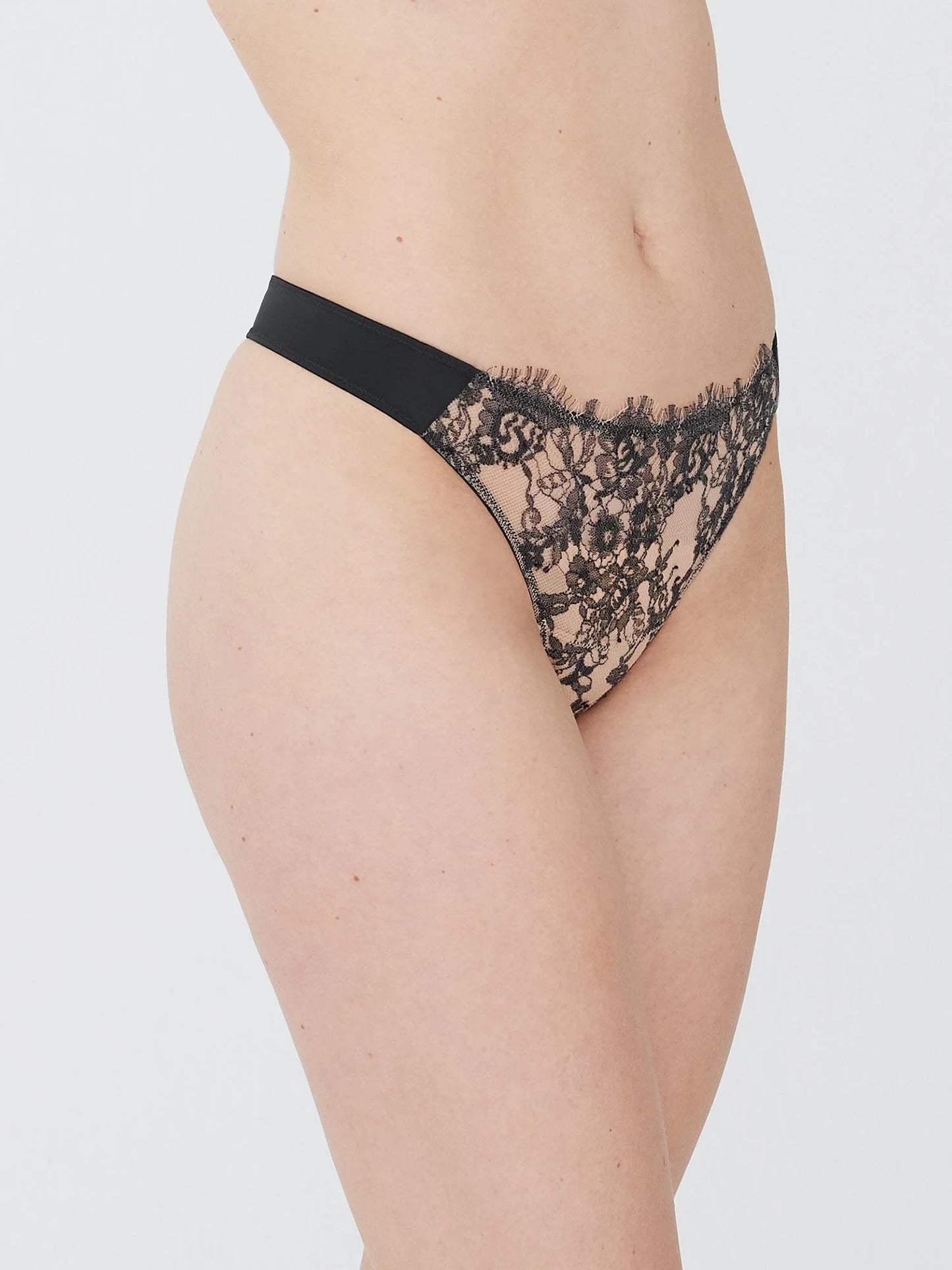 LACE THONG