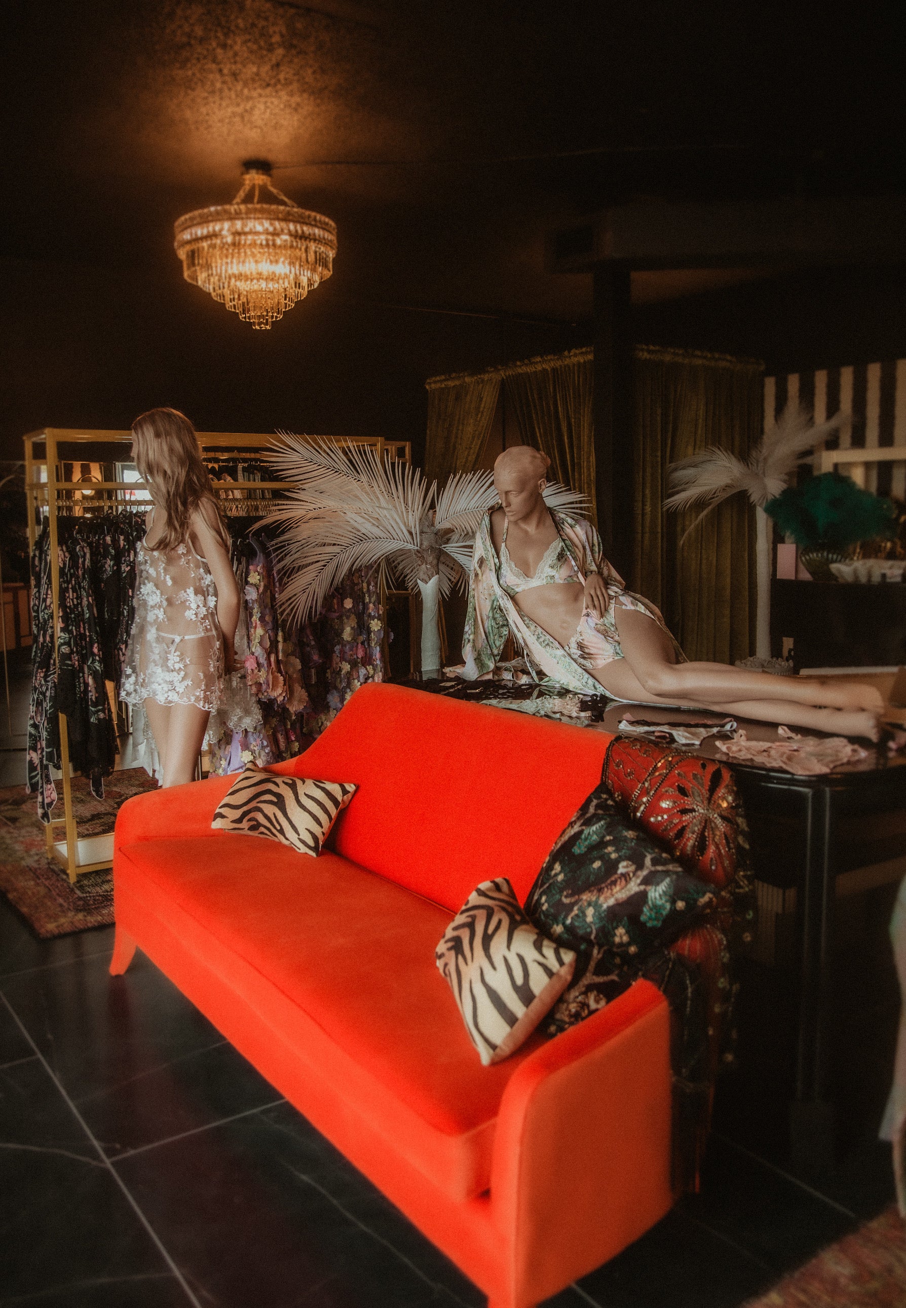 PHOTO OF INSIDE THE BAMBOLA STORE