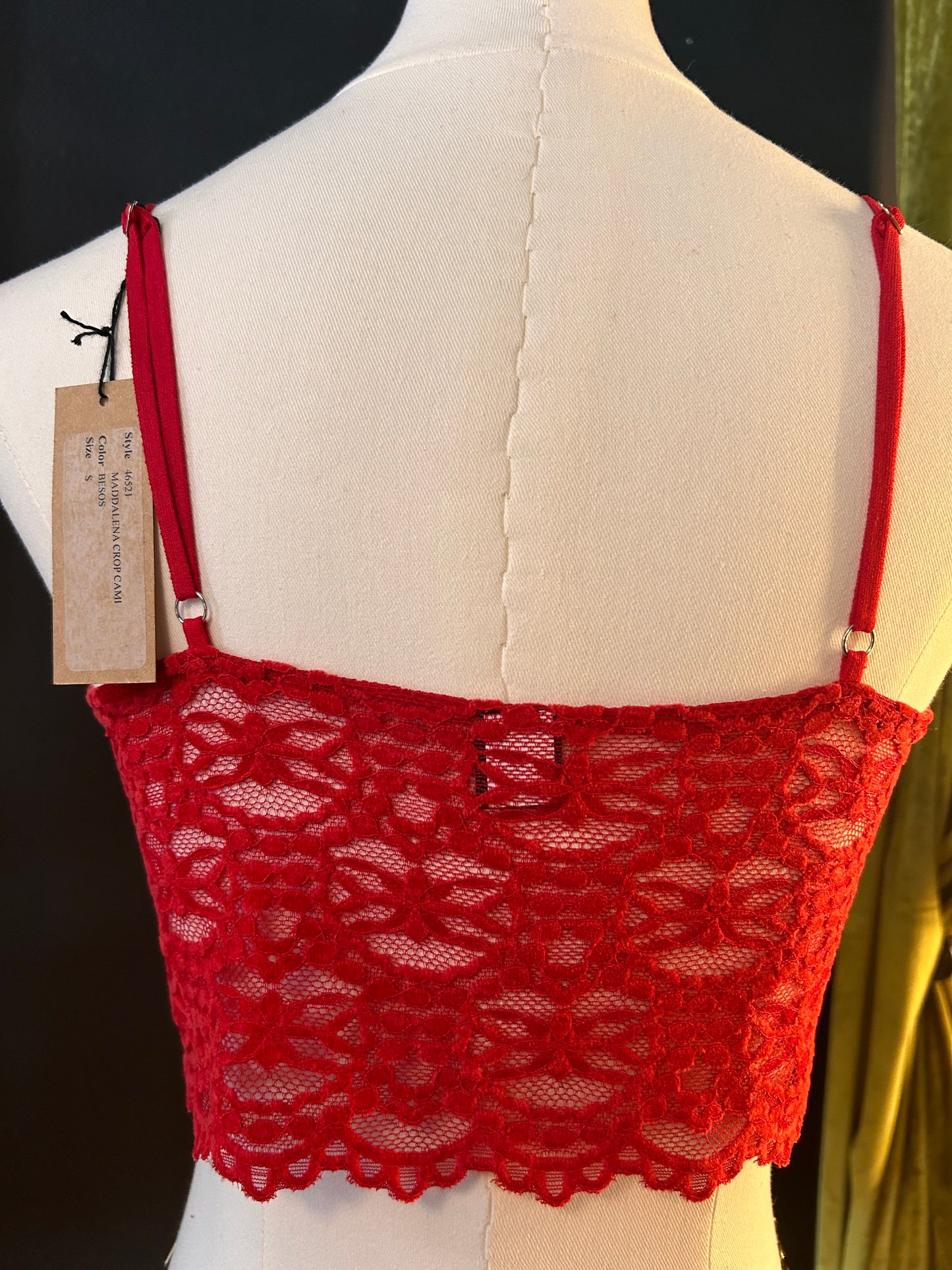 red crop cami