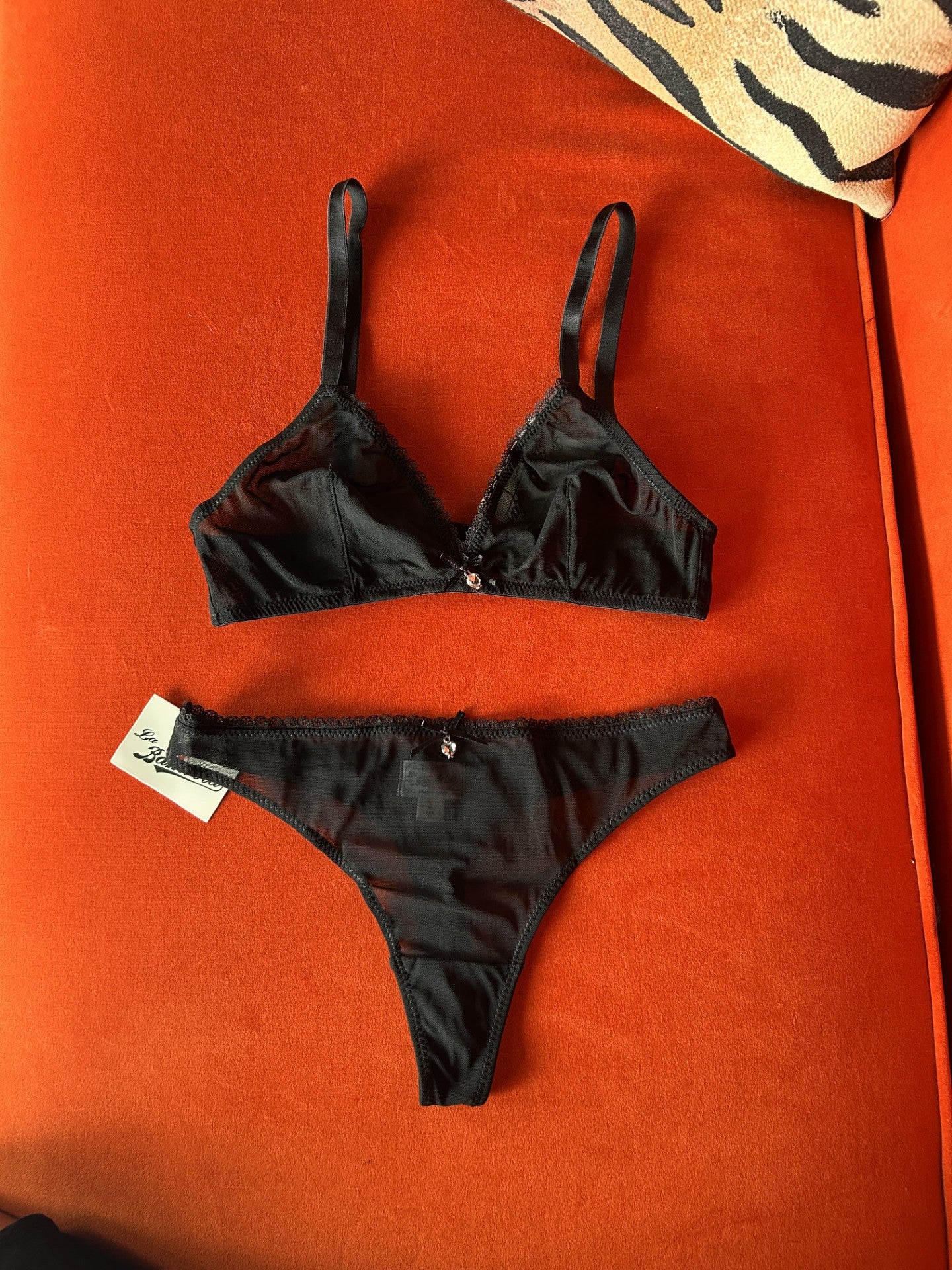BLACK LINGERIE