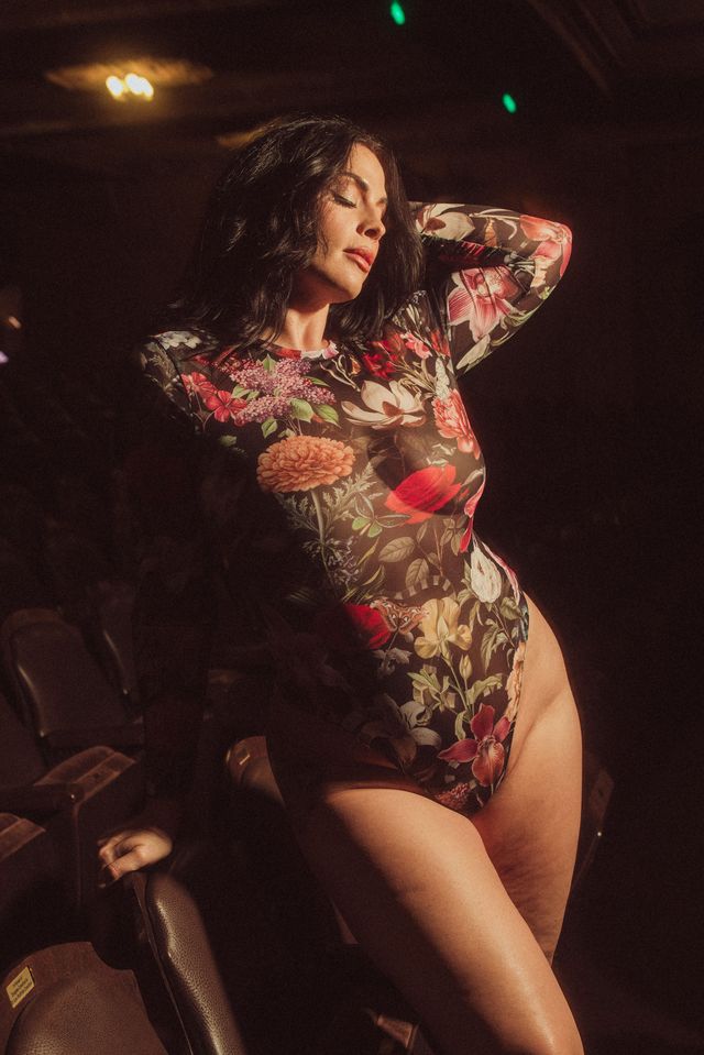 LONG SLEEVE BODYSUIT