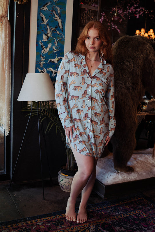 WOMAN WEARING TIGER SLEEPSHIRT