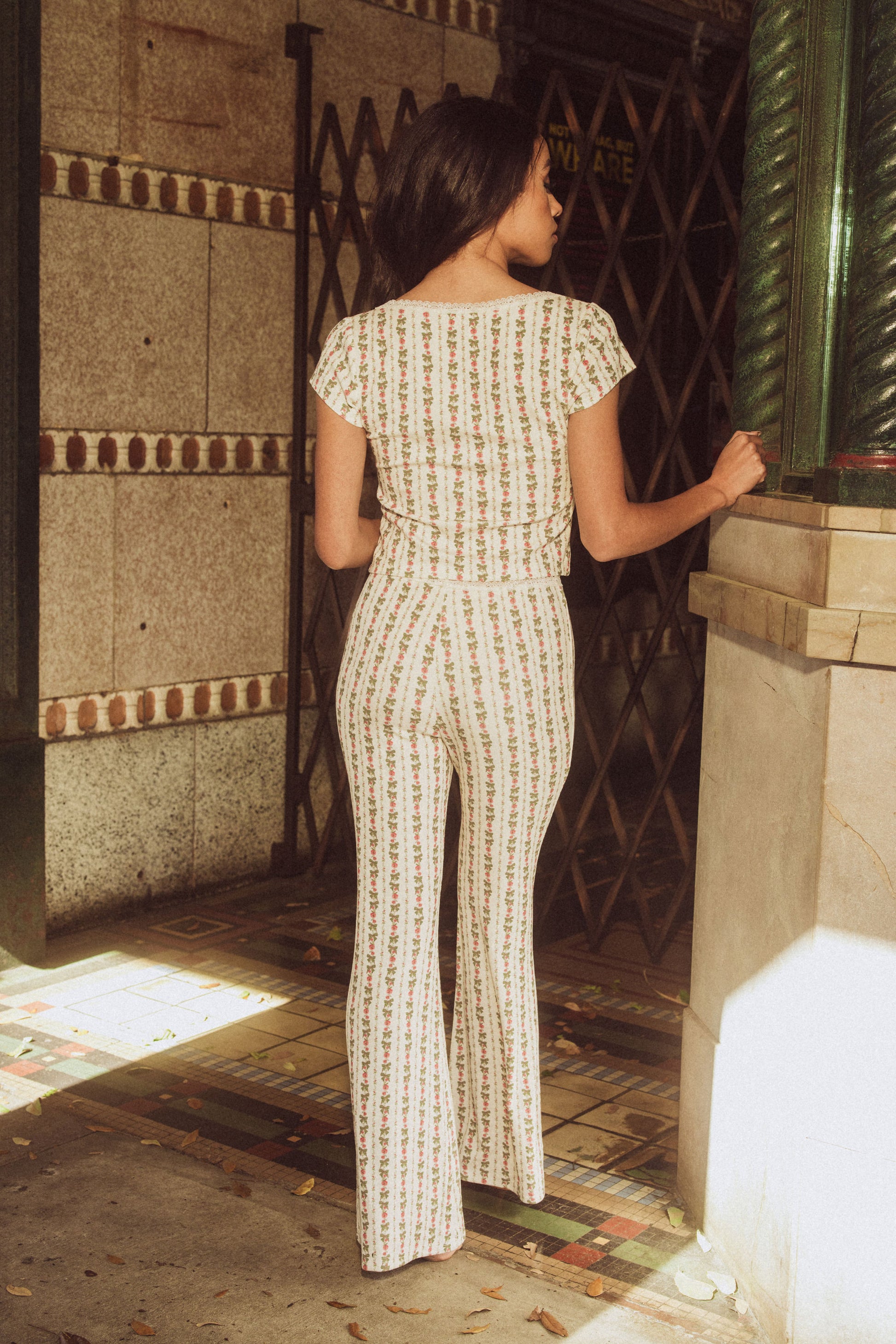 FLARE PANTS PRINTED PANTS