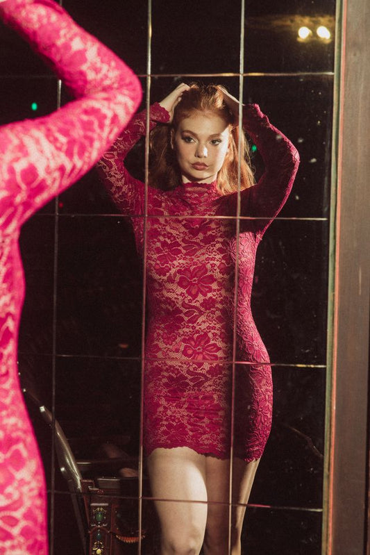 BERRY LACE MINI DRESS